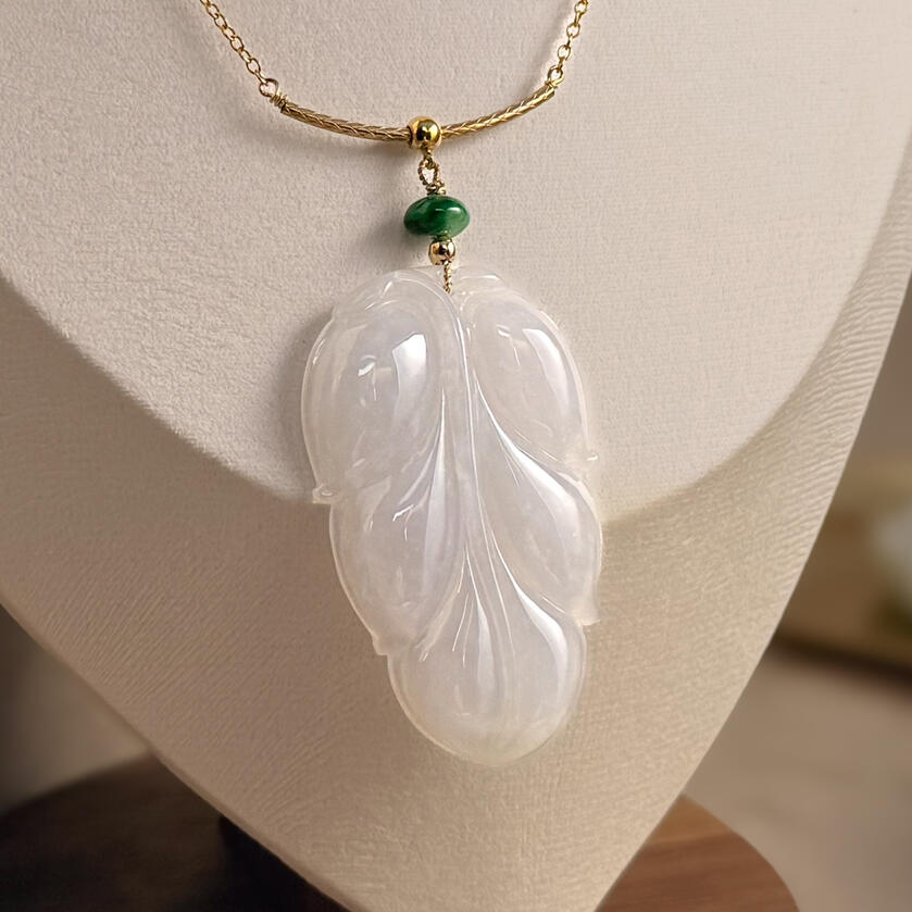 Garden Series: Jadeite Leaf with Intense Green Spacer